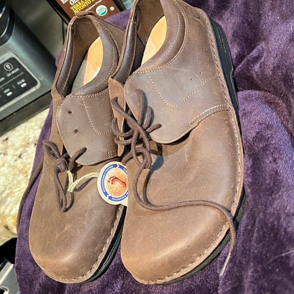 By Birkenstock, Footprints, Medium Brown, Lace-up flats, w/drop heel🐾 - Picture 10 of 14